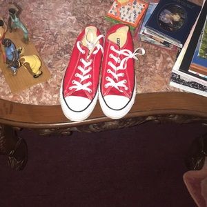 Women’s converse only worn twice